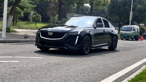 Cadillac CT5 2023