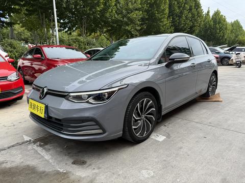 Volkswagen Golf 2021