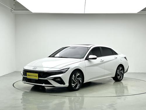 Hyundai Elantra 2023