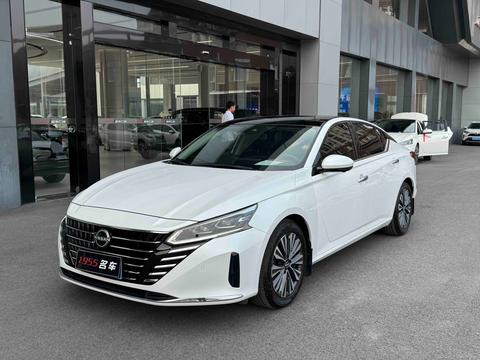 Nissan Teana 2022