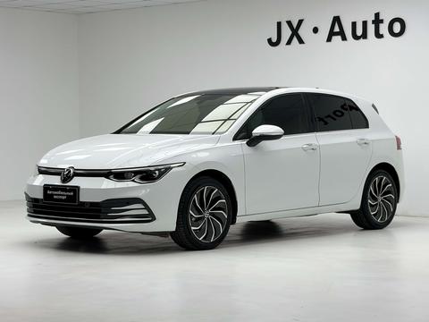 Volkswagen Golf 2021