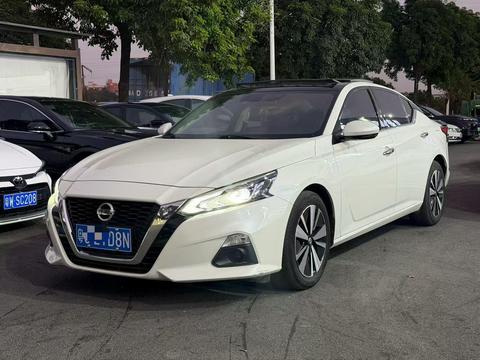 Nissan Teana 2021