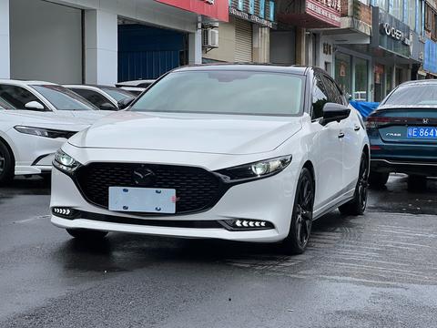 Mazda 3 Axela 2023