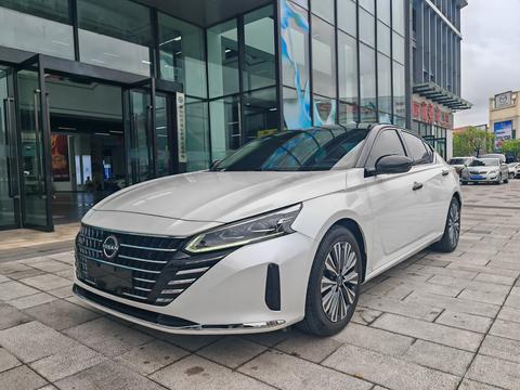 Nissan Teana 2022