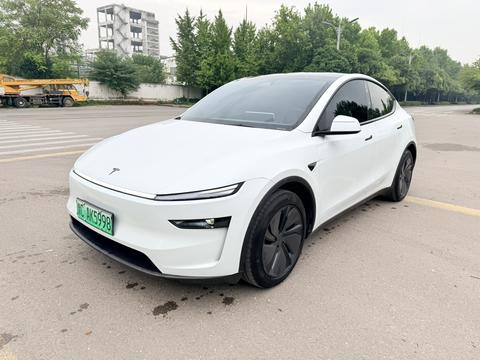 Tesla Model Y 2026