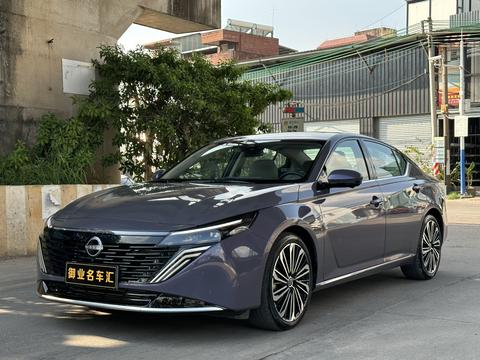 Nissan Teana 2026