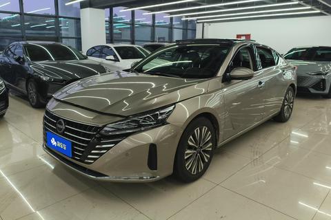 Nissan Teana 2022