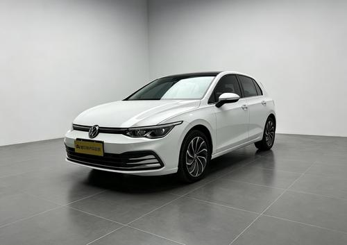 Volkswagen Golf 2021