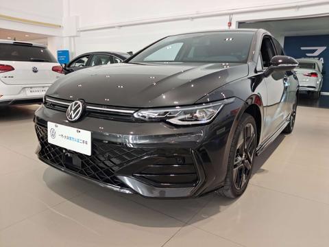 Volkswagen Golf 2025
