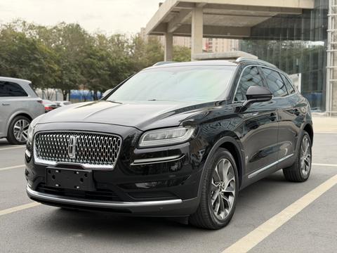 Lincoln Nautilus 2021