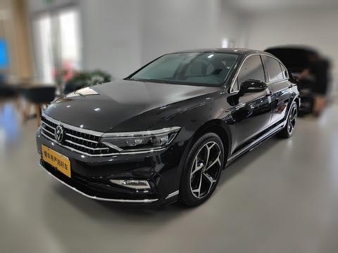 Volkswagen Magotan 2025