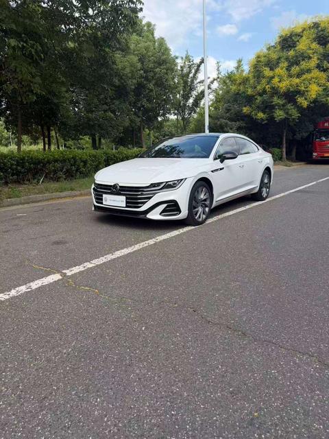 Volkswagen Passat CC 2023