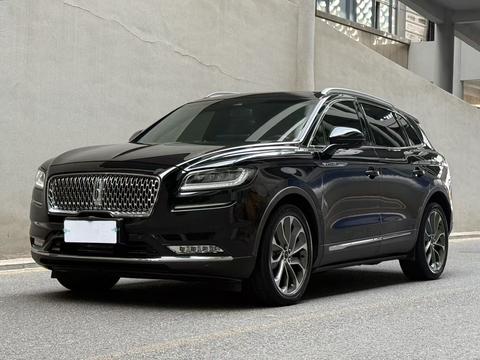 Lincoln Nautilus 2021