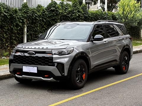 Ford Explorer 2025