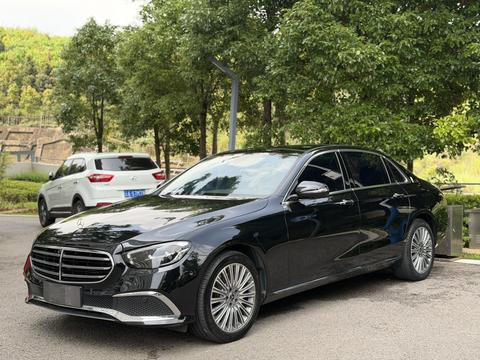 Mercedes-Benz E-Class 2022