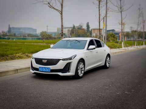 Cadillac CT5 2023