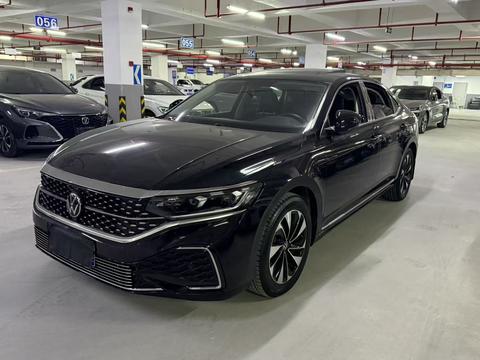 Volkswagen Passat 2022