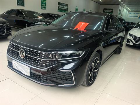 Volkswagen Passat 2025