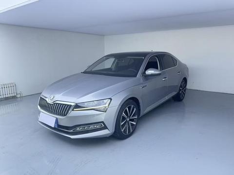 Skoda Superb 2022