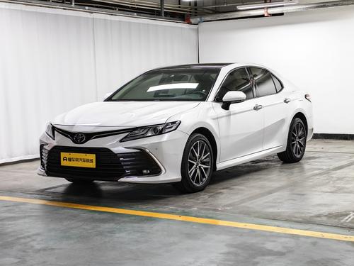 Toyota Camry 2021