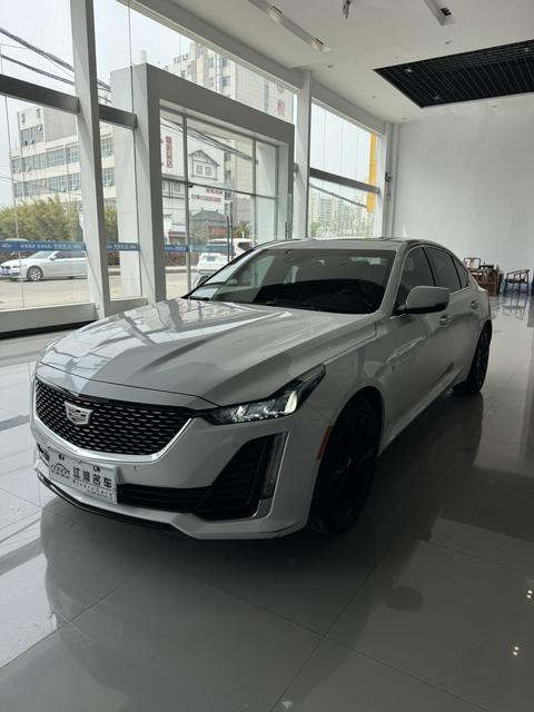 Cadillac CT5 2023