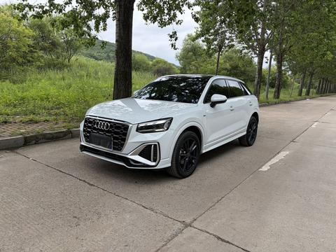 Audi Q2L 2022