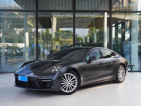 Porsche Panamera 2023