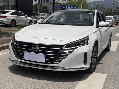 Nissan Teana 2022