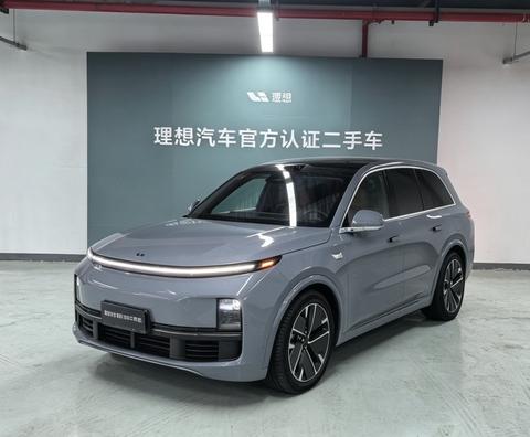 Li Auto L8 2025