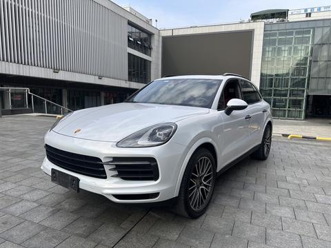 Porsche Cayenne 2022