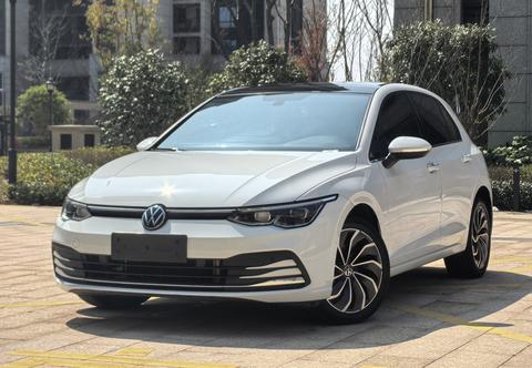 Volkswagen Golf 2023