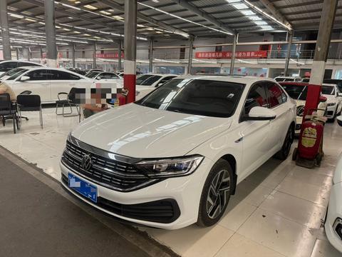 Volkswagen Sagitar 2025
