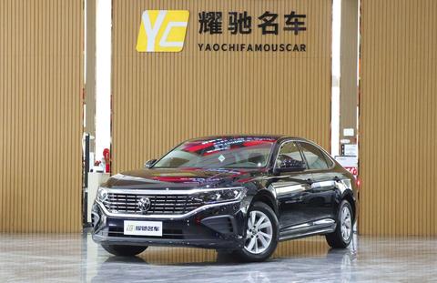 Volkswagen Passat 2025
