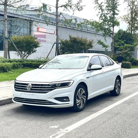 Volkswagen Sagitar 2022
