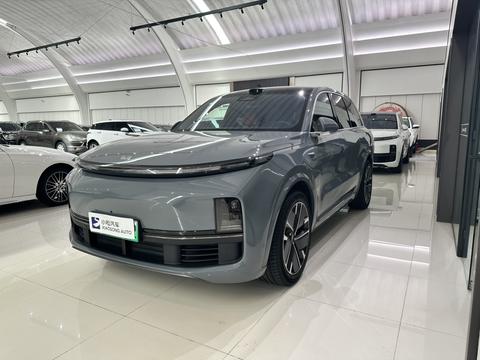 Li Auto L8 2025