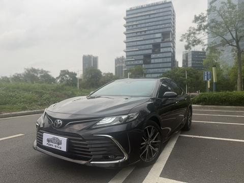 Toyota Camry 2021