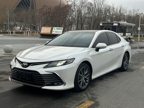 Toyota Camry 2022