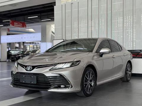Toyota Camry 2021