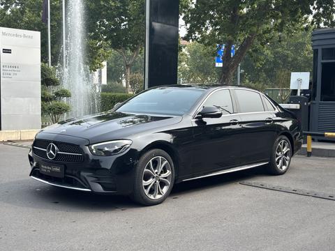 Mercedes-Benz E-Class 2022