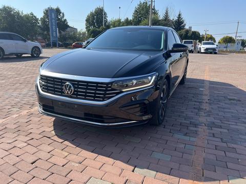 Volkswagen Passat 2022