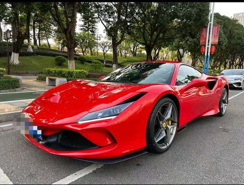 Ferrari F8 Tributo 2019