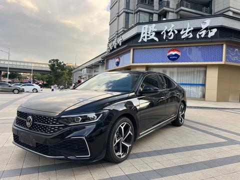 Volkswagen Passat 2022
