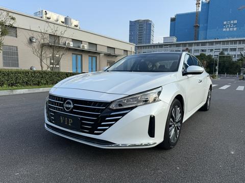 Nissan Teana 2022