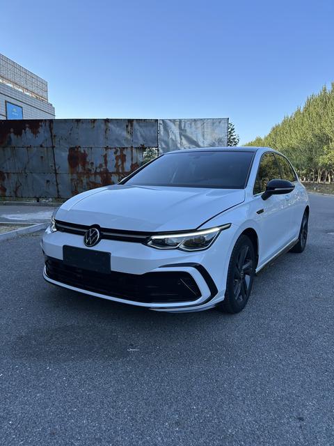 Volkswagen Golf 2023