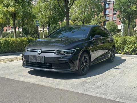 Volkswagen Golf 2021