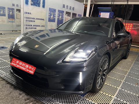 Porsche Panamera 2024