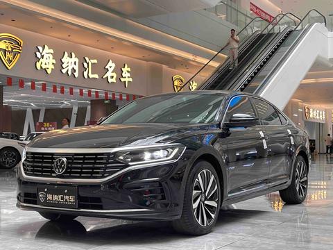 Volkswagen Passat 2023