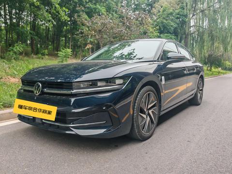 Volkswagen Magotan 2024