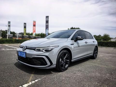 Volkswagen Golf 2023