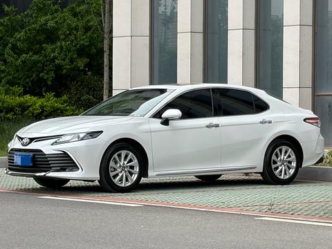 Toyota Camry 2023